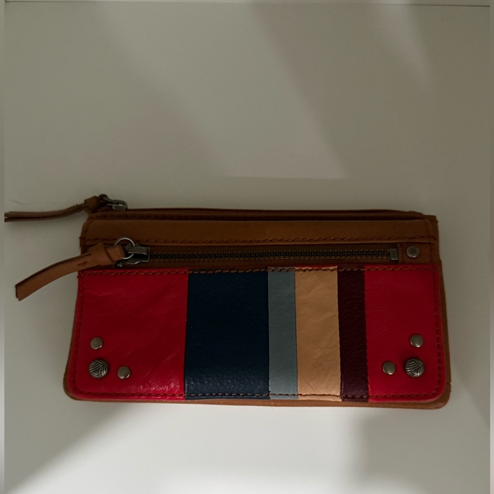 The Sak light brown leather wallet w/ colorful stripes on front (read) - Picture 2 of 14